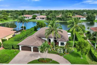 15311 SW 38th St, Davie: photo 1 of 7