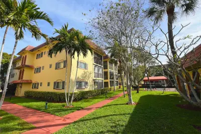 259 S Cypress Rd #542, Pompano Beach: photo 1 of 42