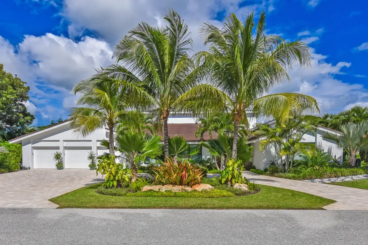 4561 Oak Tree Ct, Delray Beach: photo 1 of 50