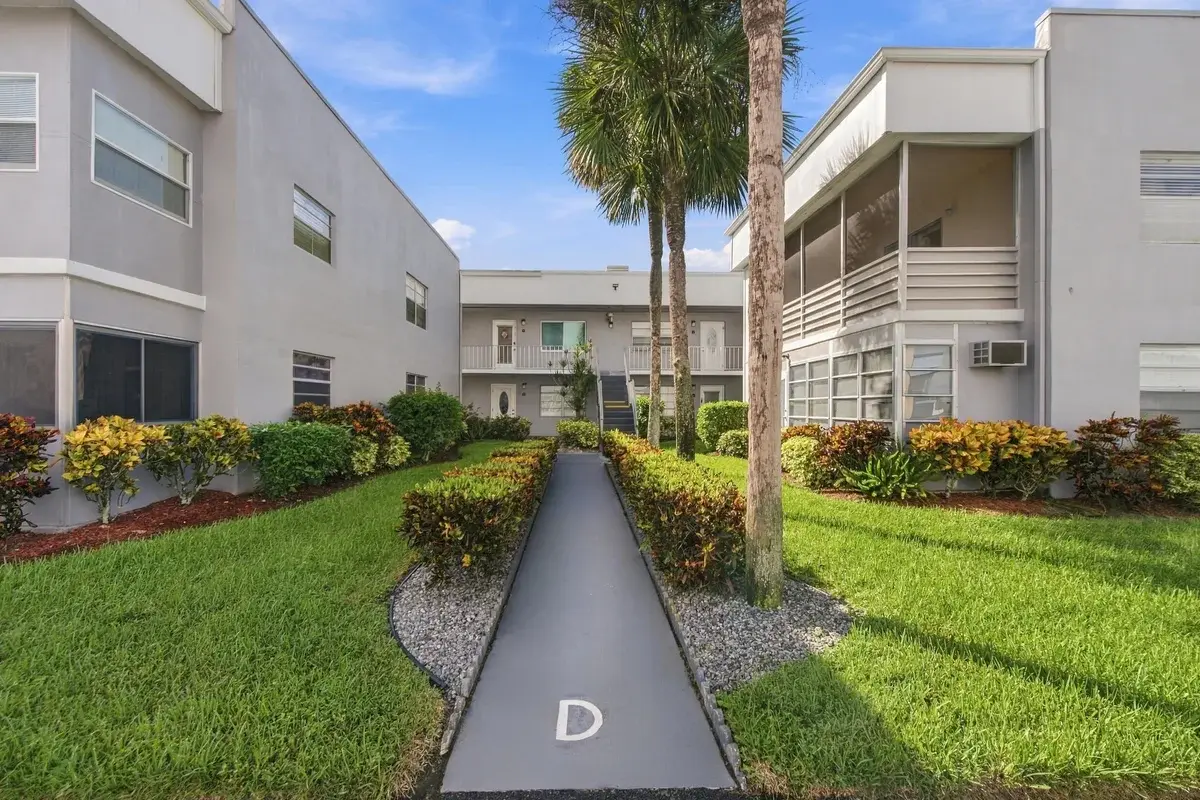 186 Burgundy D, Delray Beach: photo 1 of 43