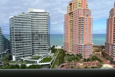 2200 NE 33rd Ave #18J, Fort Lauderdale: photo 1 of 20