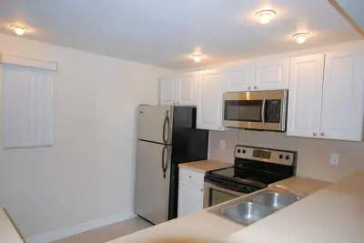 1505 Crescent Cir #C34, West Palm Beach: photo 1 of 11