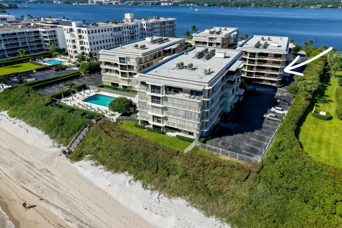 3200 S Ocean Blvd #D-301, Palm Beach: photo 1 of 26