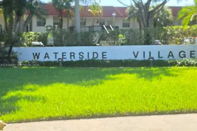 15813 W Waterside Cir #202, Sunrise: photo 1 of 15
