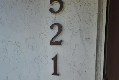 5211 Parker Ave, West Palm Beach: photo 1 of 10