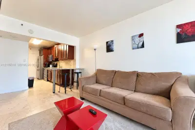 100 Lincoln Rd #1524, Miami Beach: photo 1 of 25