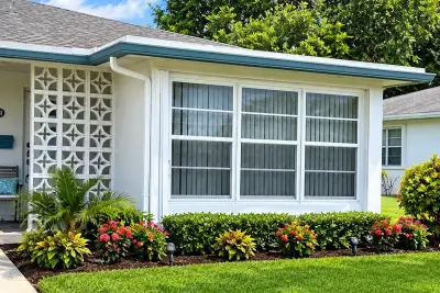 1215 S Drive Way #D, Delray Beach: photo 1 of 37