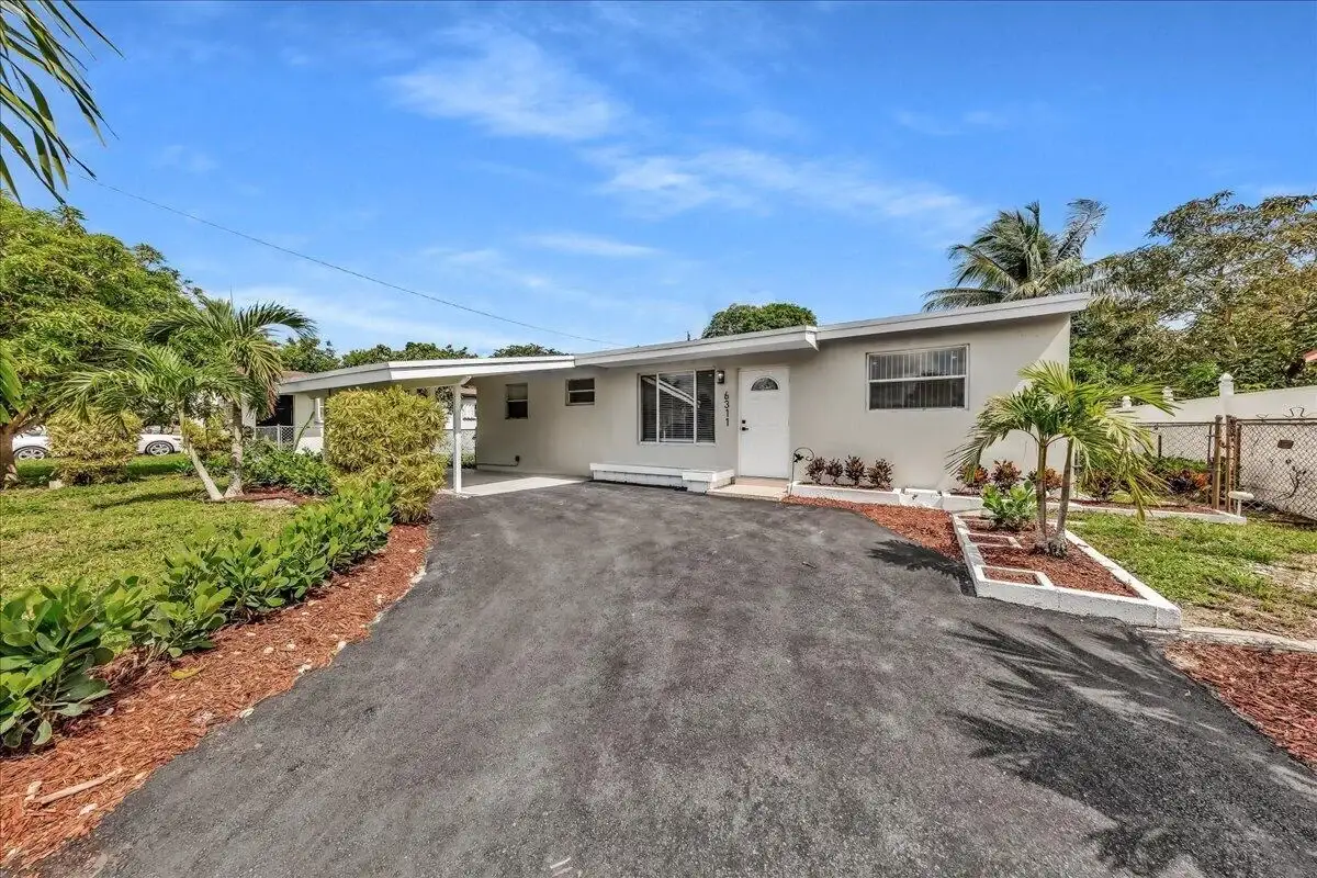 6311 SW 2nd St, Margate: photo 1 of 50