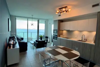 2900 NE 7th Ave #1106, Miami: photo 1 of 26