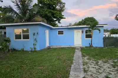 1711 Lauderdale Manor Dr, Fort Lauderdale: photo 1 of 18