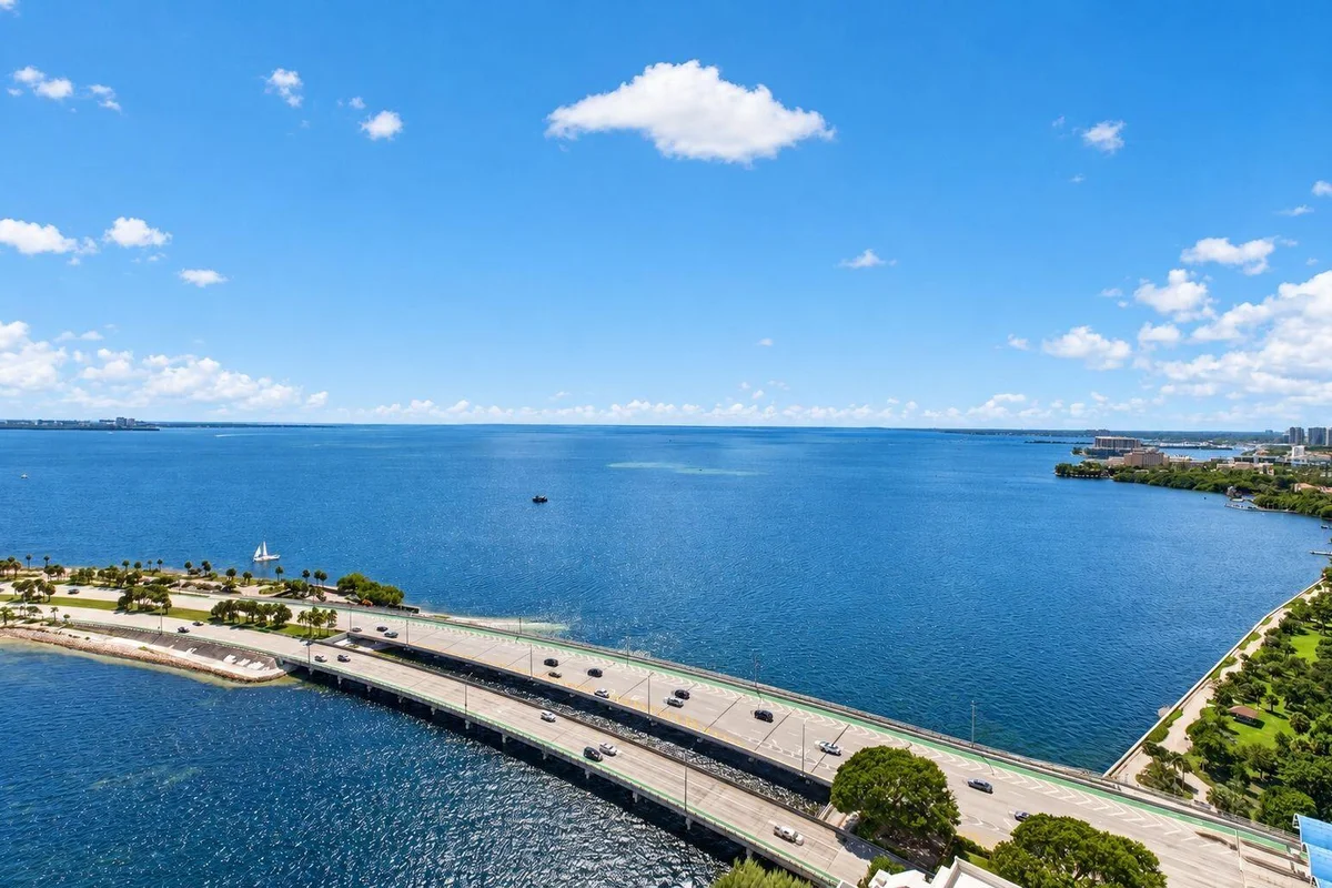 175 SE 25th Rd #2403, Miami: photo 1 of 48