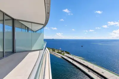 175 SE 25th Rd #2303, Miami: photo 1 of 48