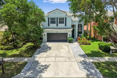 9670 Wolcott Pl, Wellington: photo 1 of 48