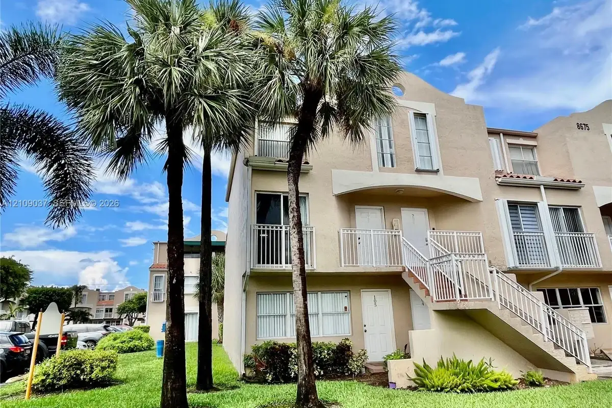 8675 NW 5th Ter #13-205, Miami: photo 1 of 15