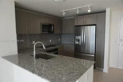 5350 NW 84th Ave #1207, Doral: photo 1 of 31