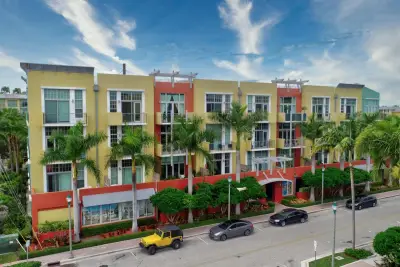 180 NE 4th Ave #207, Delray Beach: photo 1 of 15