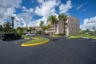 2635 NW 104th Ave #206, Sunrise: photo 1 of 17