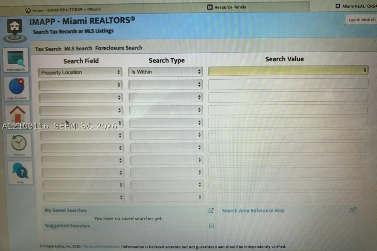1351 NE 149th St, Miami: photo 1 of 1