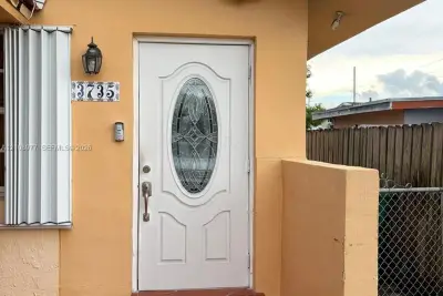 3735 SW 88th Ct, Miami: photo 1 of 1