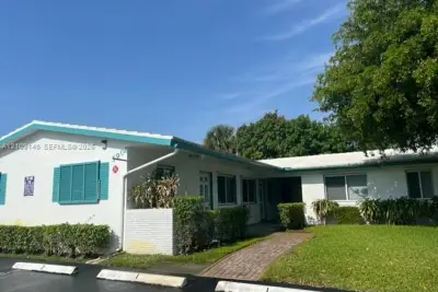 5901 NE 18th Ave, Fort Lauderdale: photo 1 of 12