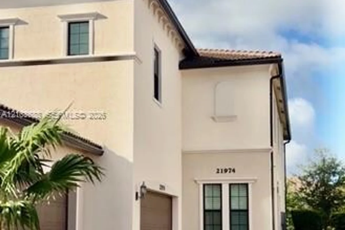 21974 Canadensis Cir #102, Boca Raton: photo 1 of 27
