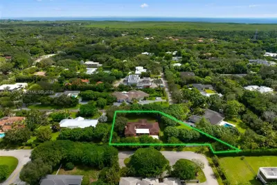 11220 SW 58th Ct, Pinecrest: photo 1 of 28