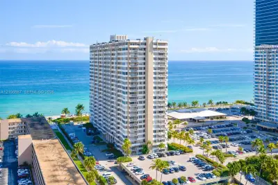 1950 S Ocean Dr #18Q, Hallandale Beach: photo 1 of 37