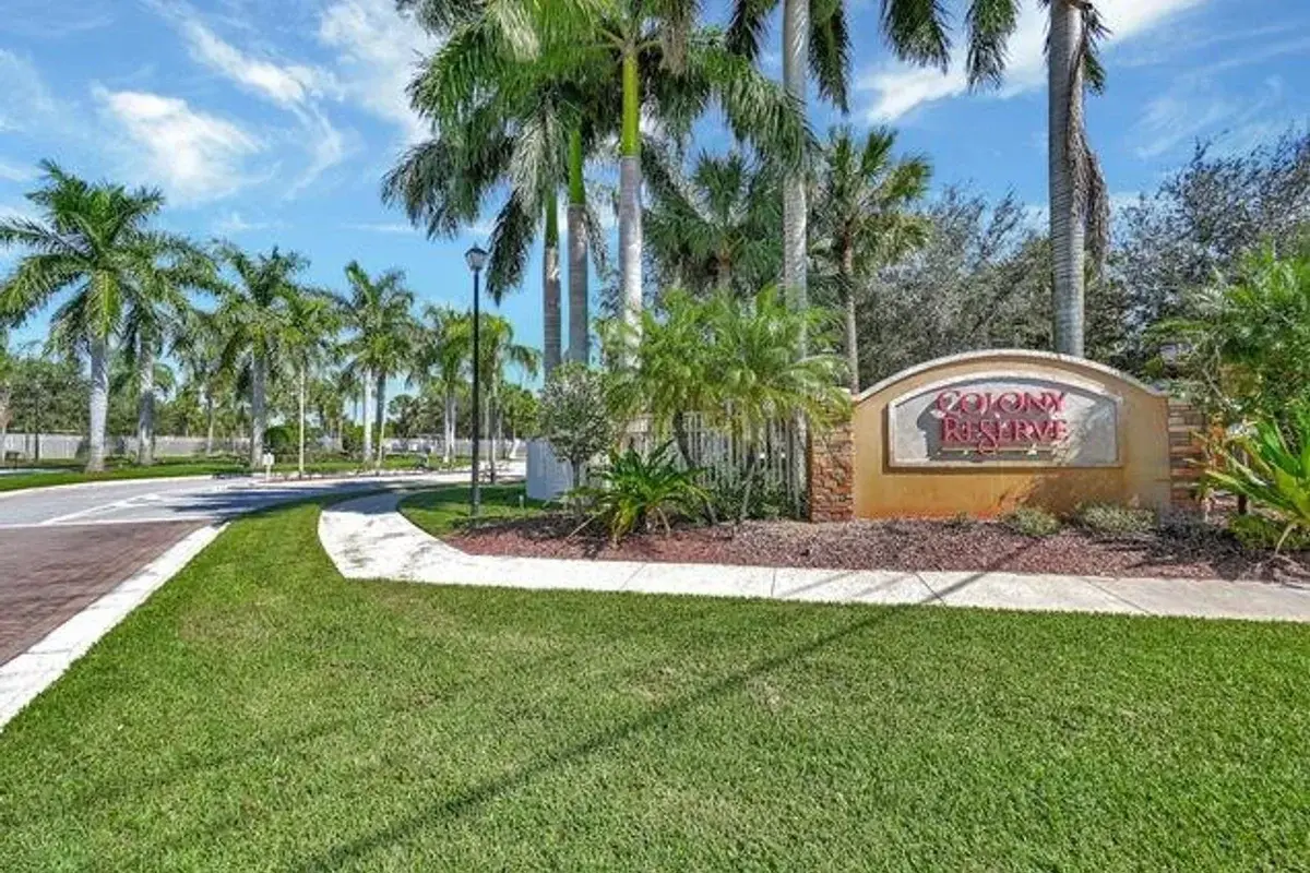 5831 Monterra Club Dr, Lake Worth: photo 1 of 23
