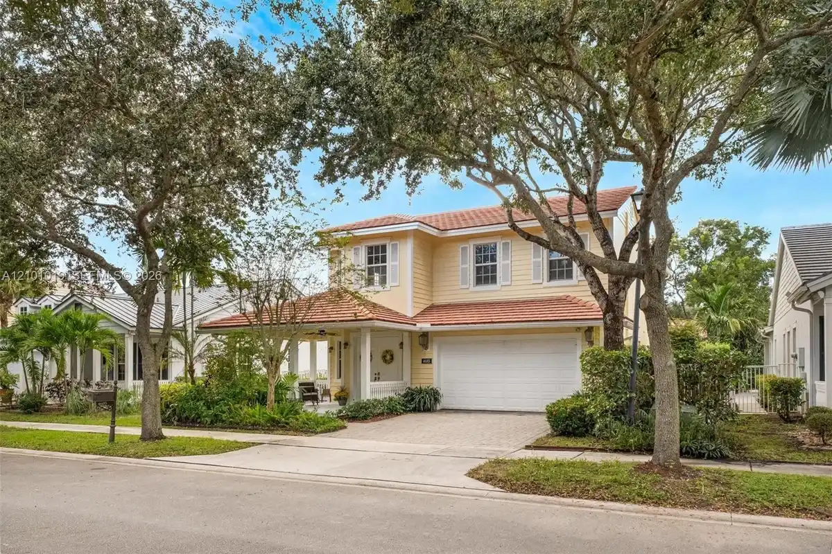 4685 Lakeside Ter, Davie: photo 1 of 54