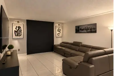 3285 Foxcroft Rd #E206, Miramar: photo 1 of 16