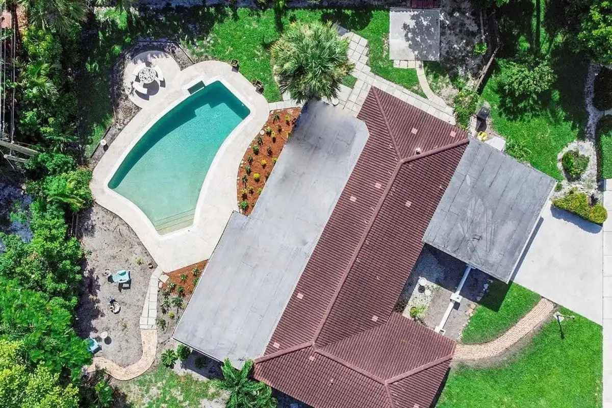 498 NE 28th Rd, Boca Raton: photo 1 of 39