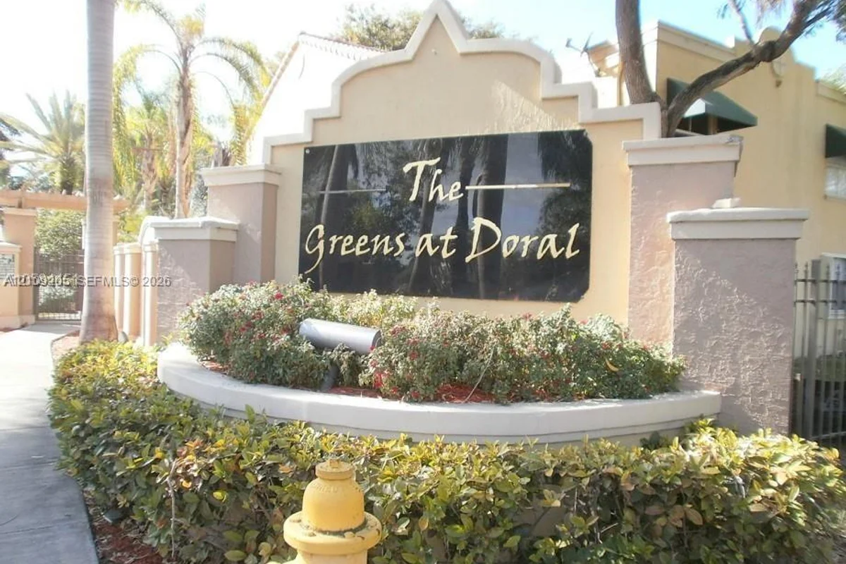 9764 NW 46th Ter #139, Doral: photo 1 of 10