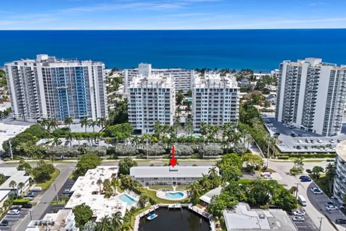 2815 NE 33rd Ave #205, Fort Lauderdale: photo 1 of 21