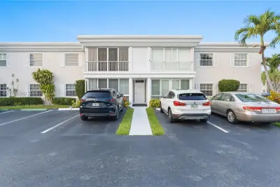 6315 Bay Club Dr #3, Fort Lauderdale: photo 1 of 23