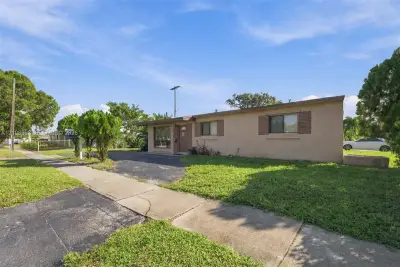 801 N 76th Ave, Hollywood: photo 1 of 23