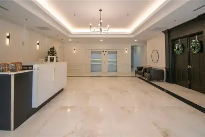 2665 SW 37th Ave #808, Miami: photo 1 of 21