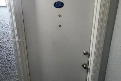2016 Bay Dr #304, Miami Beach: photo 1 of 32