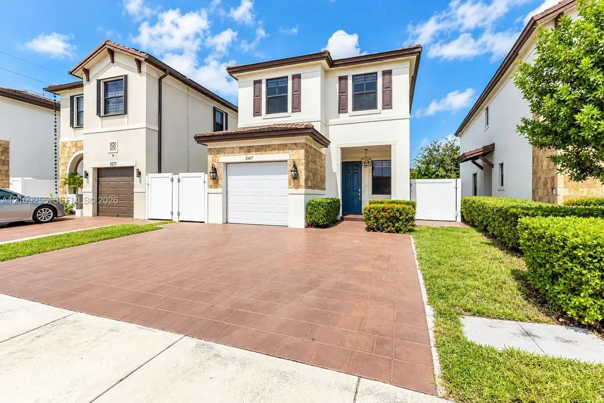 3567 W 110th Ter, Hialeah: photo 1 of 27