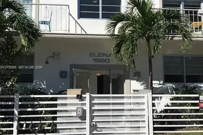 1560 Meridian Ave #203, Miami Beach: photo 1 of 11