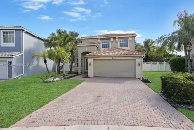 2658 Sawyer Ter, Wellington: photo 1 of 55