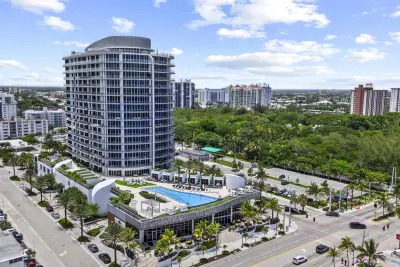 701 N Fort Lauderdale Beach Blvd #1205, Fort Lauderdale: photo 1 of 52