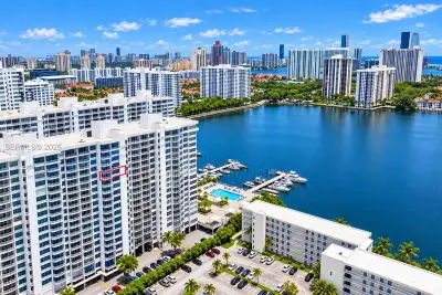 18031 Biscayne Blvd #1803, Aventura: photo 1 of 17