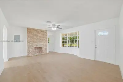 3932 NW 39th Ave, Lauderdale Lakes: photo 1 of 35
