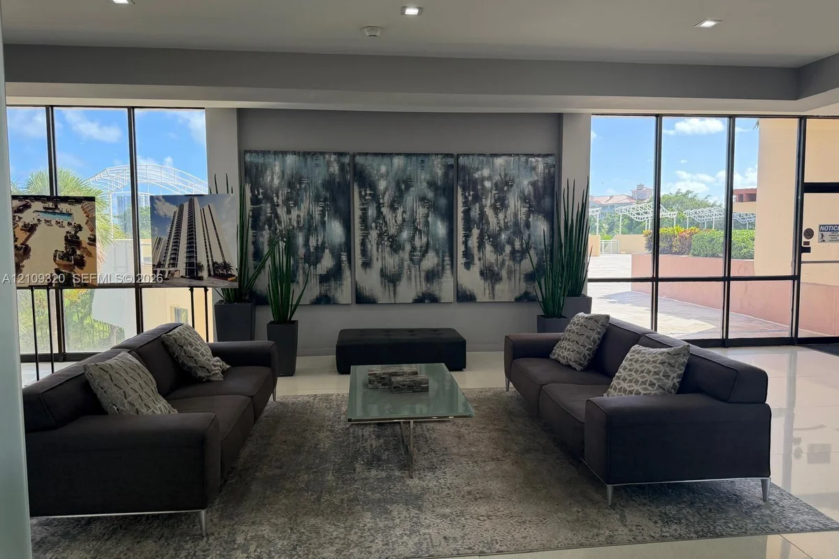 20379 W Country Club Dr #2136, Aventura: photo 1 of 27