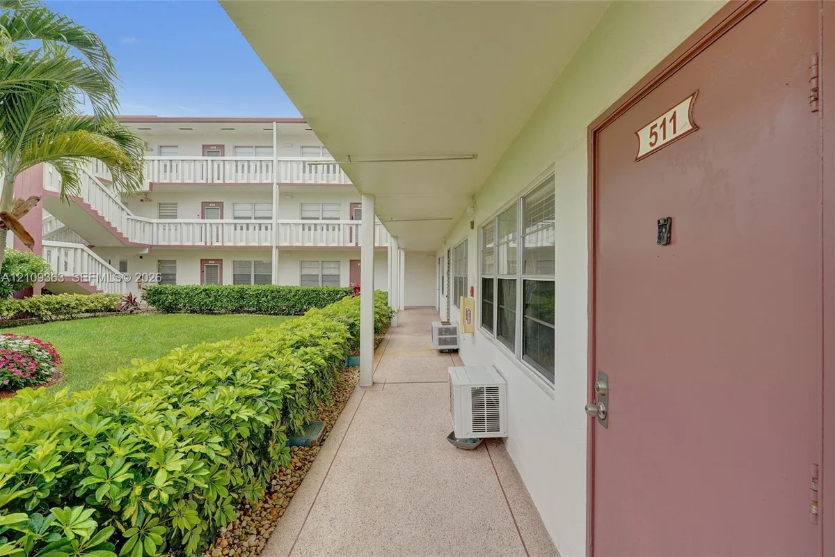 511 Fanshaw M, Boca Raton: photo 1 of 22