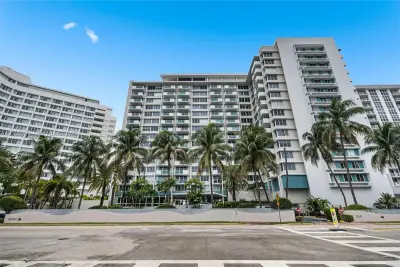 1200 West Ave #1419, Miami Beach: photo 1 of 27