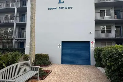 12600 SW 5th Ct #208L, Pembroke Pines: photo 1 of 8