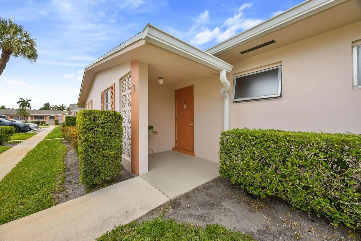2691 Dudley Dr E #D, West Palm Beach: photo 1 of 21
