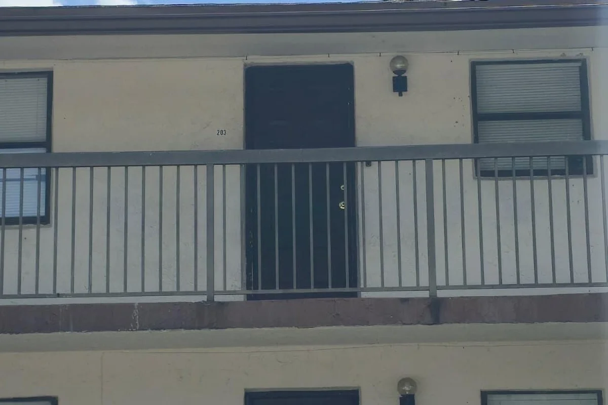 6020 Shakerwood Cir #203, Tamarac: photo 1 of 5
