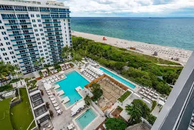 2301 Collins Ave #1615, Miami Beach: photo 1 of 27